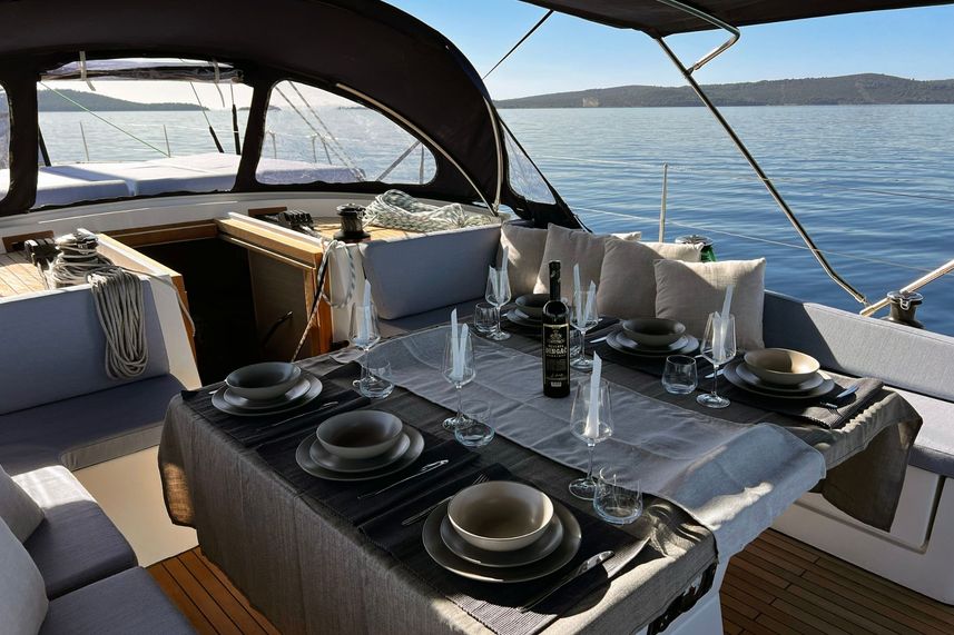 Comedor al Aire Libre - G Adventures Greece