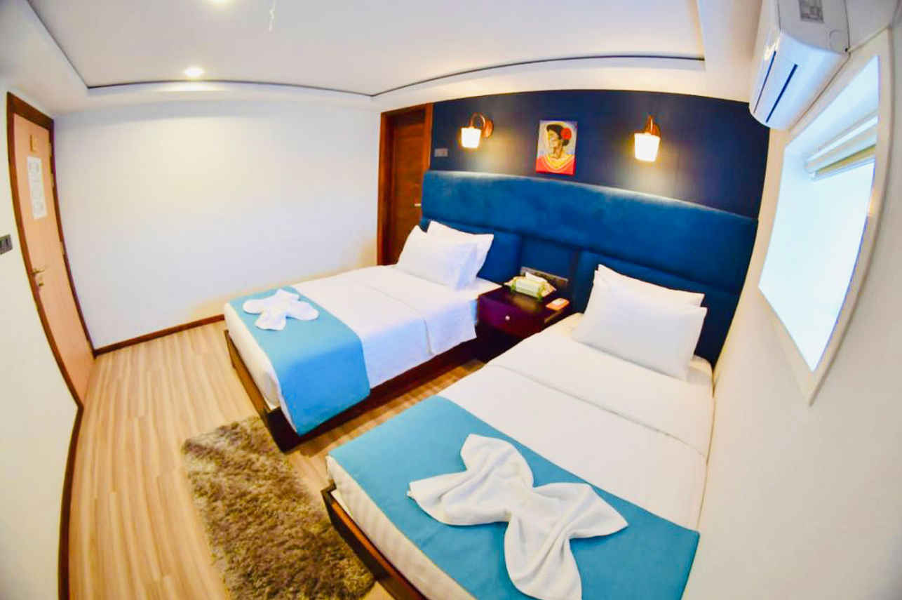 Cabine pont inférieur - Blue