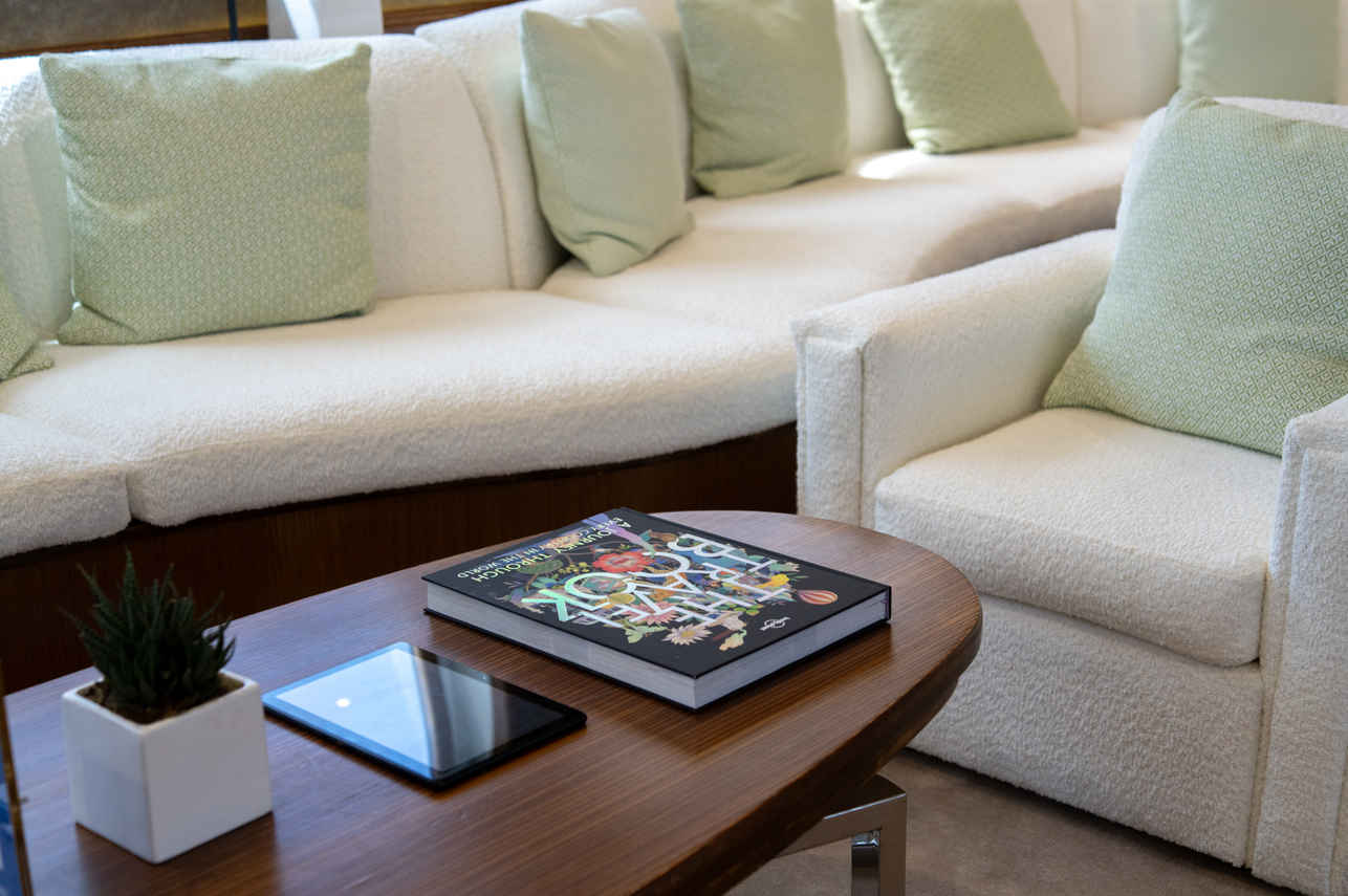 Indoor Saloon - Harmony G