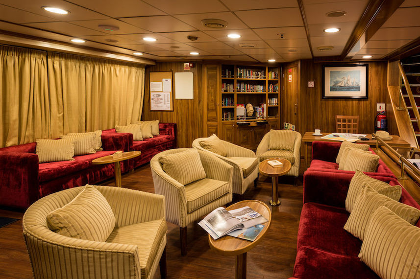 Indoor Saloon - Panorama Greece
