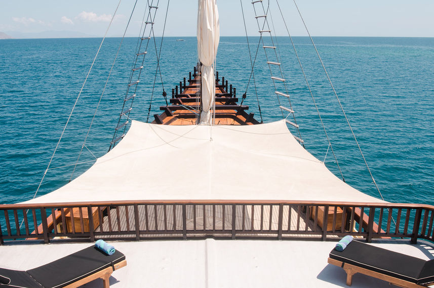 Sun Deck - Phinisi Malayeka
