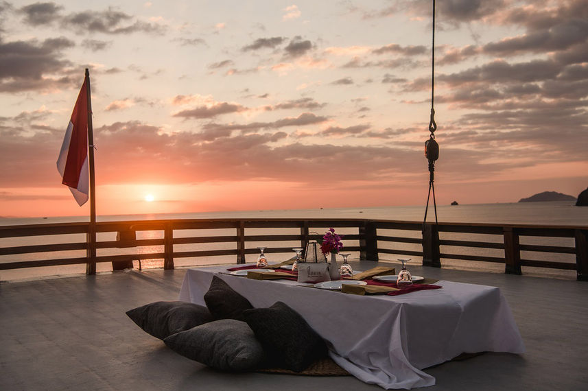 Sun Deck - Phinisi Malayeka