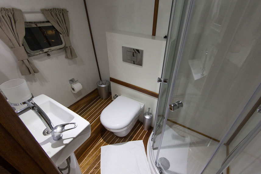 Hemera - Cabin Toilet