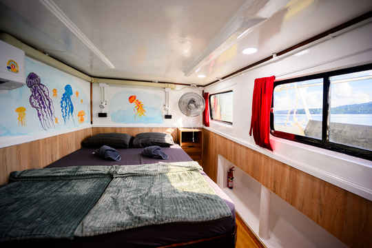 Cabin #3 Beds Right - DOUBLE