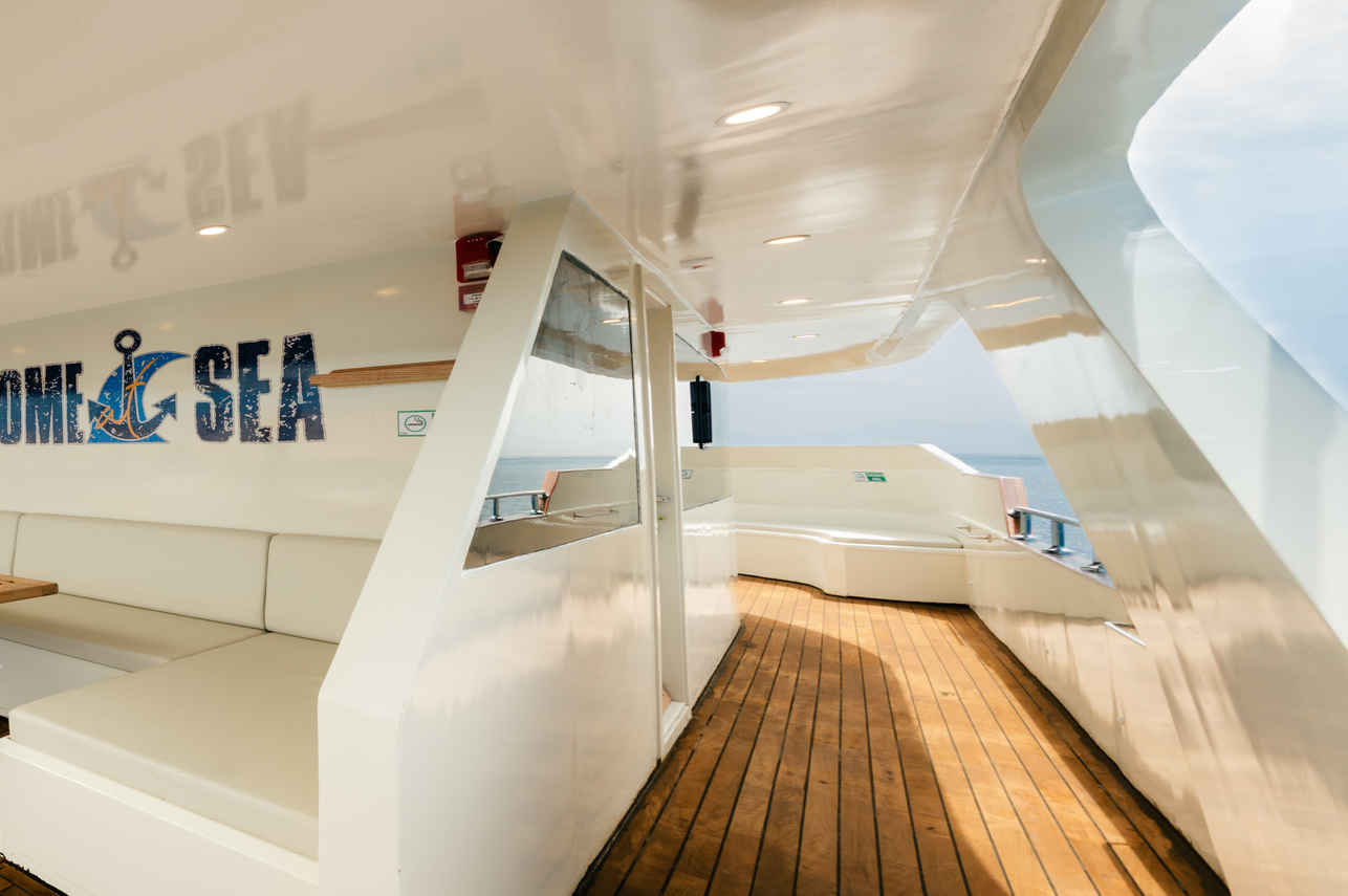 Salon exterior - Ghazala Explorer