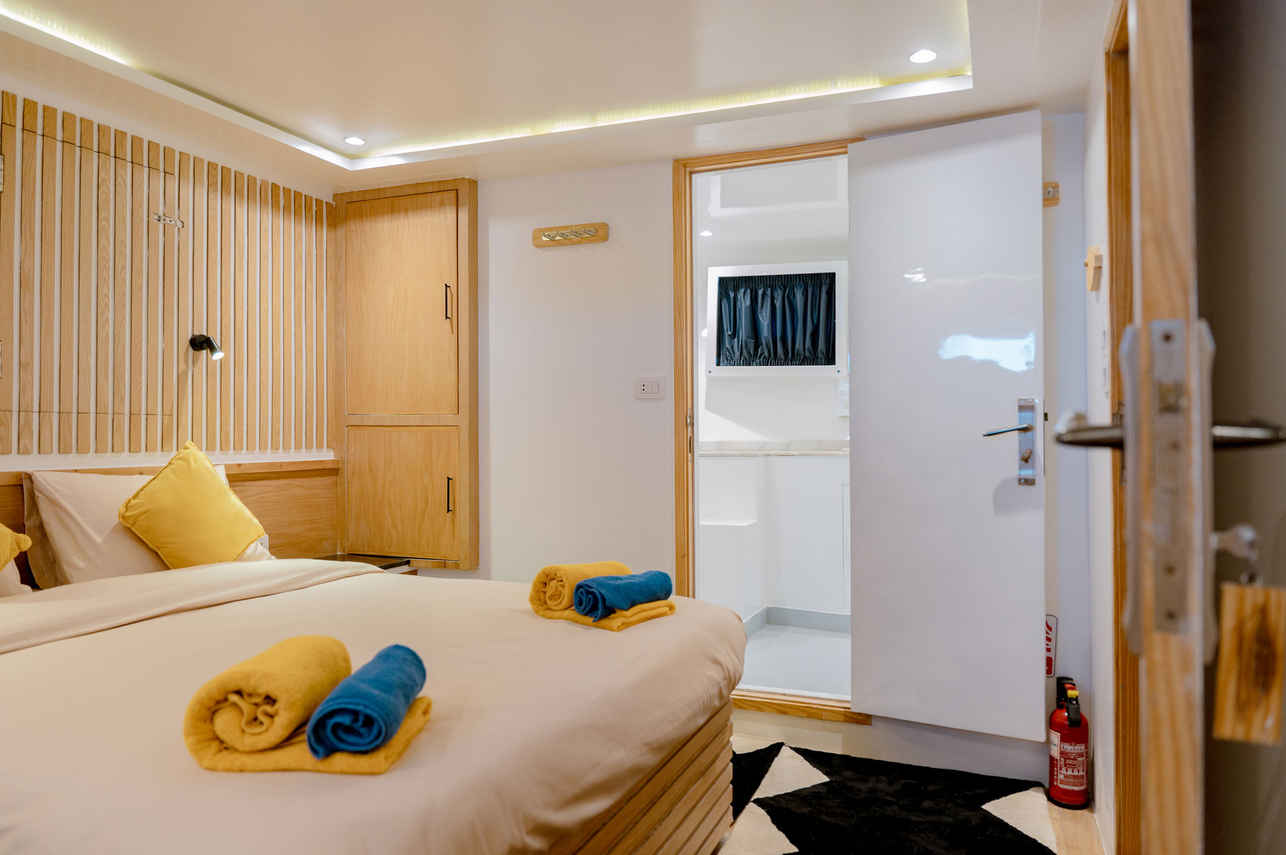 Lower Deck Suite