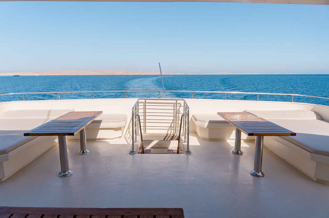 Comedor al Aire Libre - Ghazala Explorer