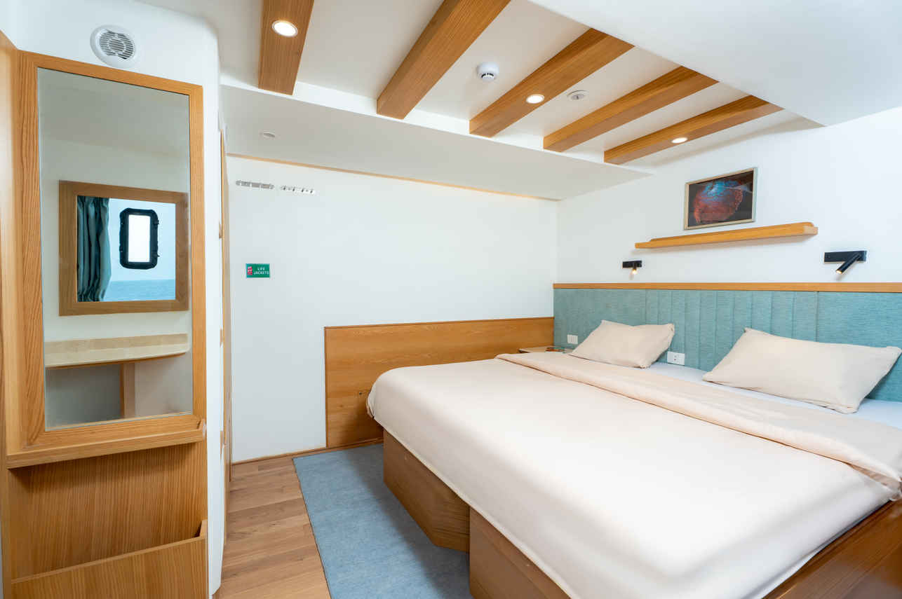 Convertible Suite - Top Deck