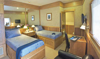 Admiral Stateroom (B1, C1, C2)