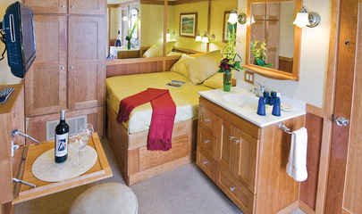 Navigator Stateroom (B3, B7-B14)