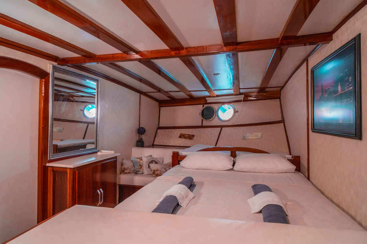 Cabina doble  - White Swan