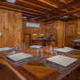 Dining Room - Jelajahi Laut
