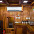 Dining Room - Jelajahi Laut