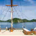Sun Deck - Jelajahi Laut
