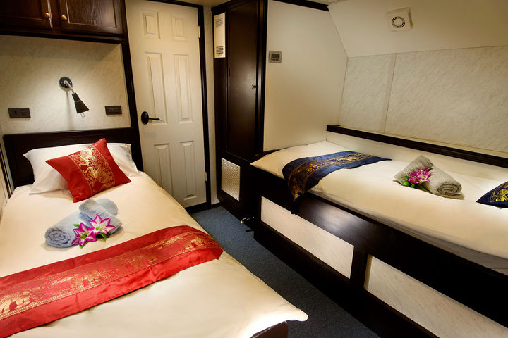 Premium Twin Cabins