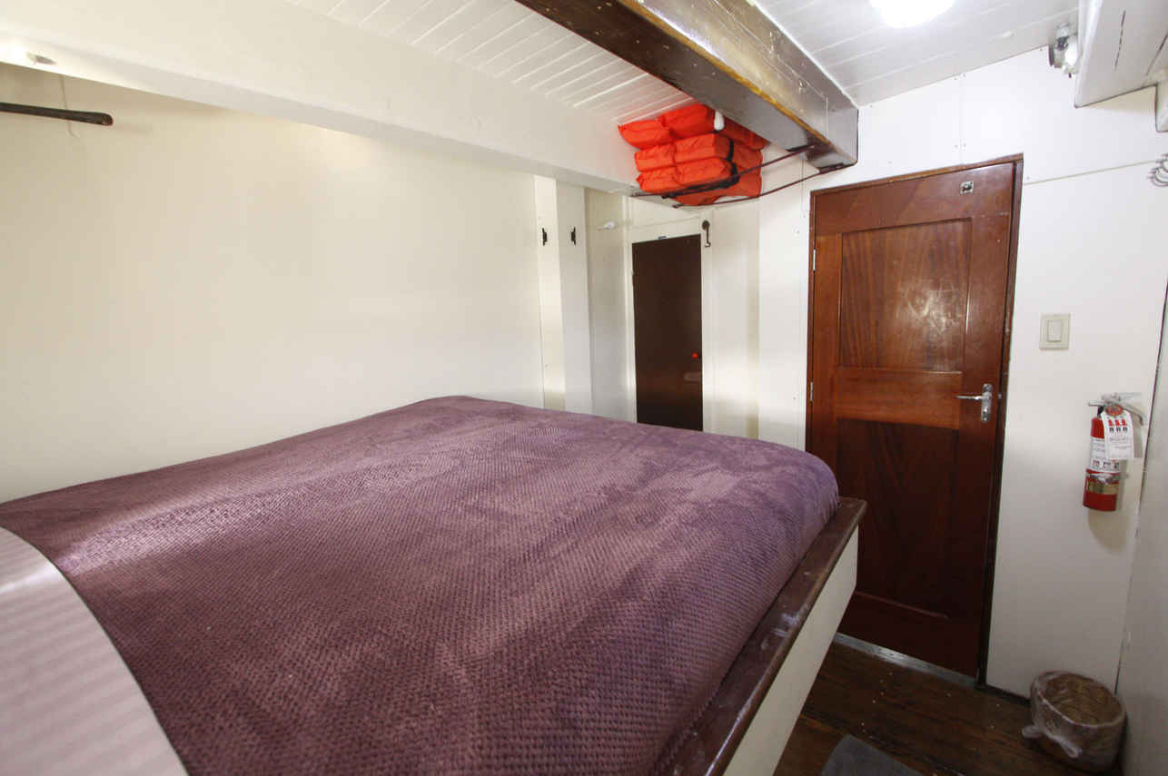 stateroom  - Gyrfalcon
