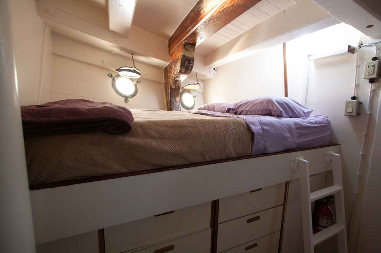 stateroom  - Gyrfalcon