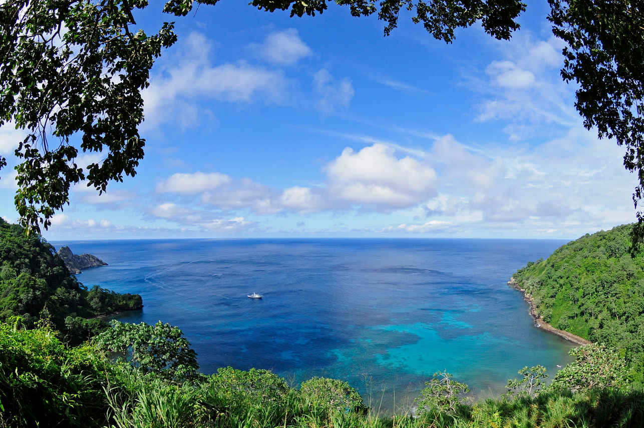 Exploracion insular  - Cocos Island Aggressor