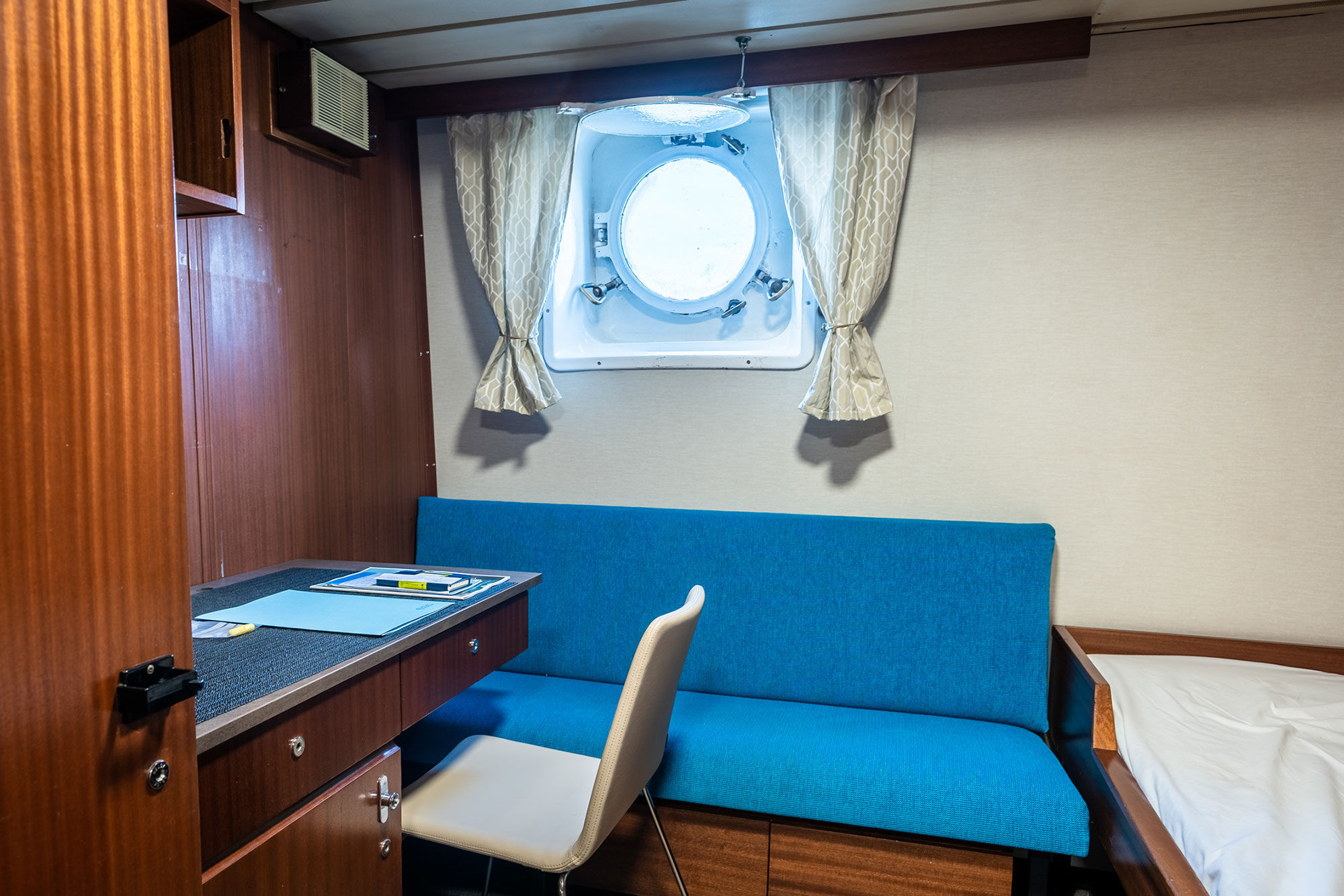 Twin Cabin - Polar Pioneer