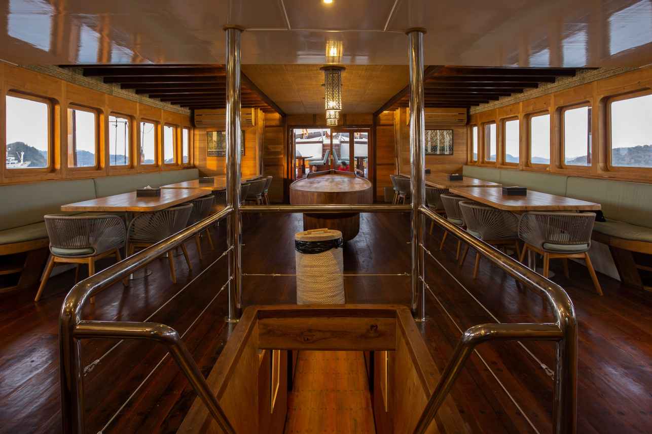 Restaurant - Emperor Harmoni