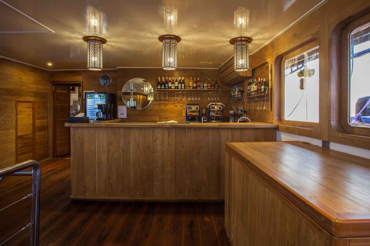 Bar - Emperor Harmoni