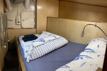 Double Cabin