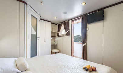 Upper/Main Deck Cabins