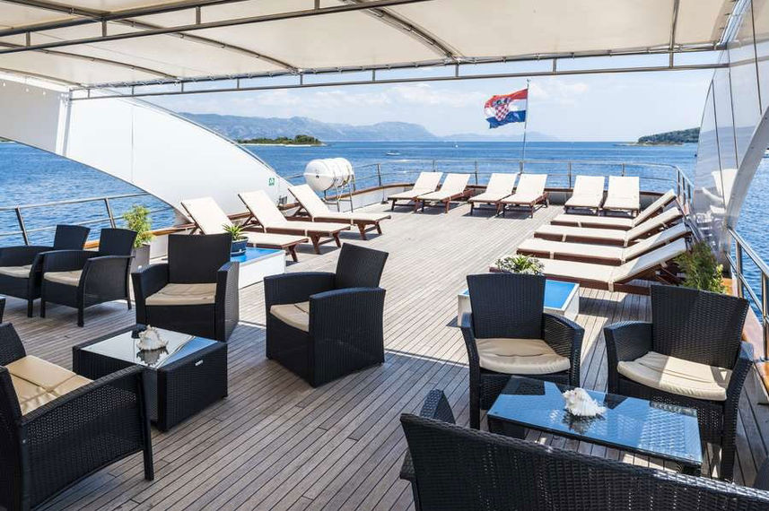Lounge Externo - Olmissum
