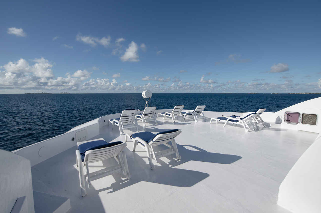 日光浴甲板 - Top Class Cruising - Sunseeker
