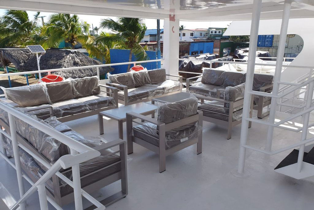 Outdoor Lounge - Jardines Avalon Fleet