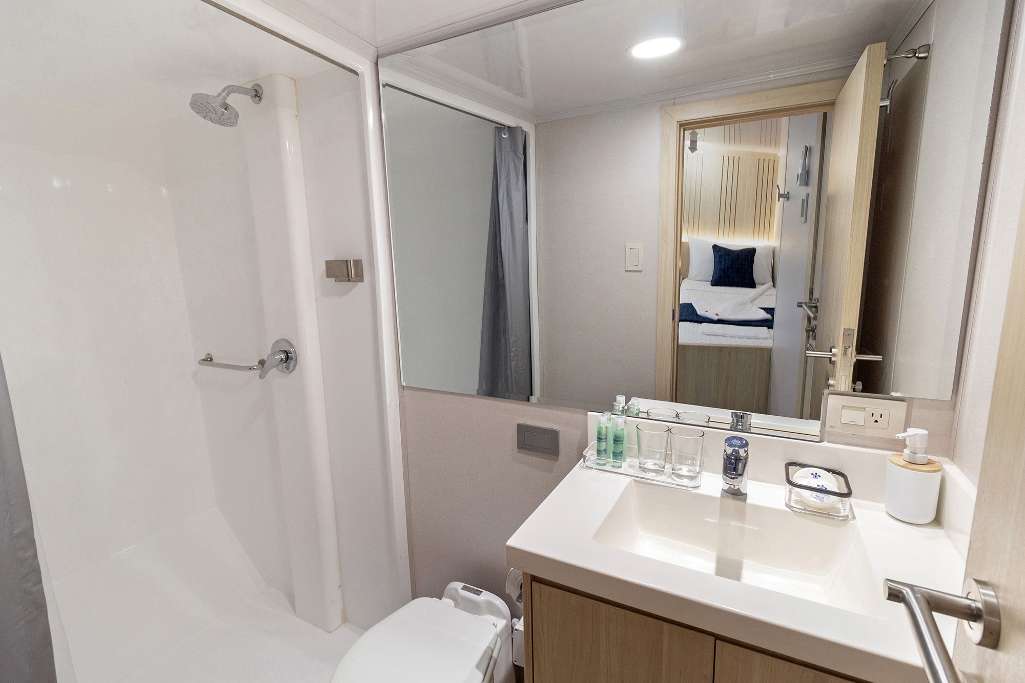 En-Suite bathrooms - Galaxy Orion