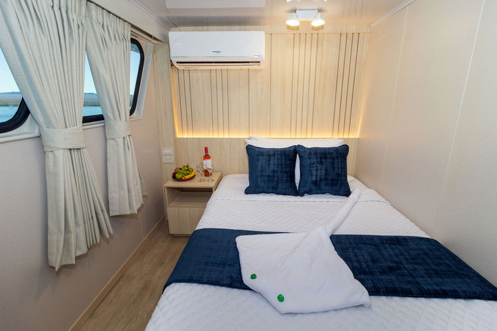 Main Deck Cabin