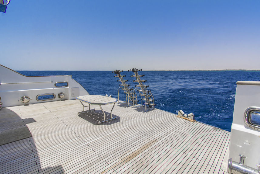 Dive deck - Golden Dolphin IV