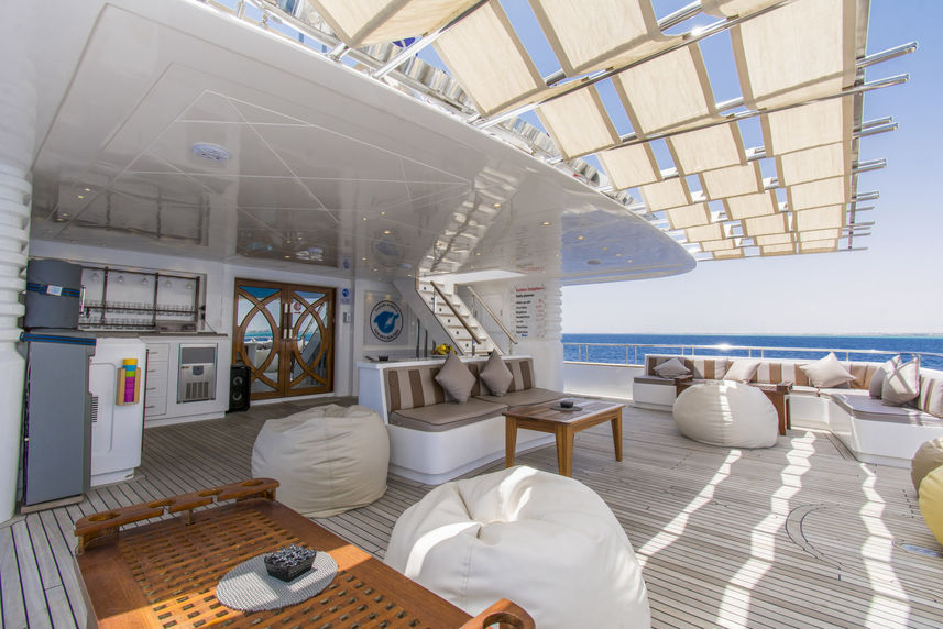 Salon exterior  - Golden Dolphin IV