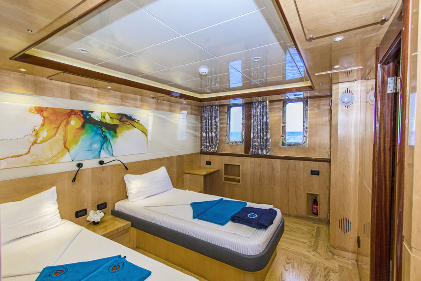 Cabine Dupla Solteiro - Golden Dolphin IV