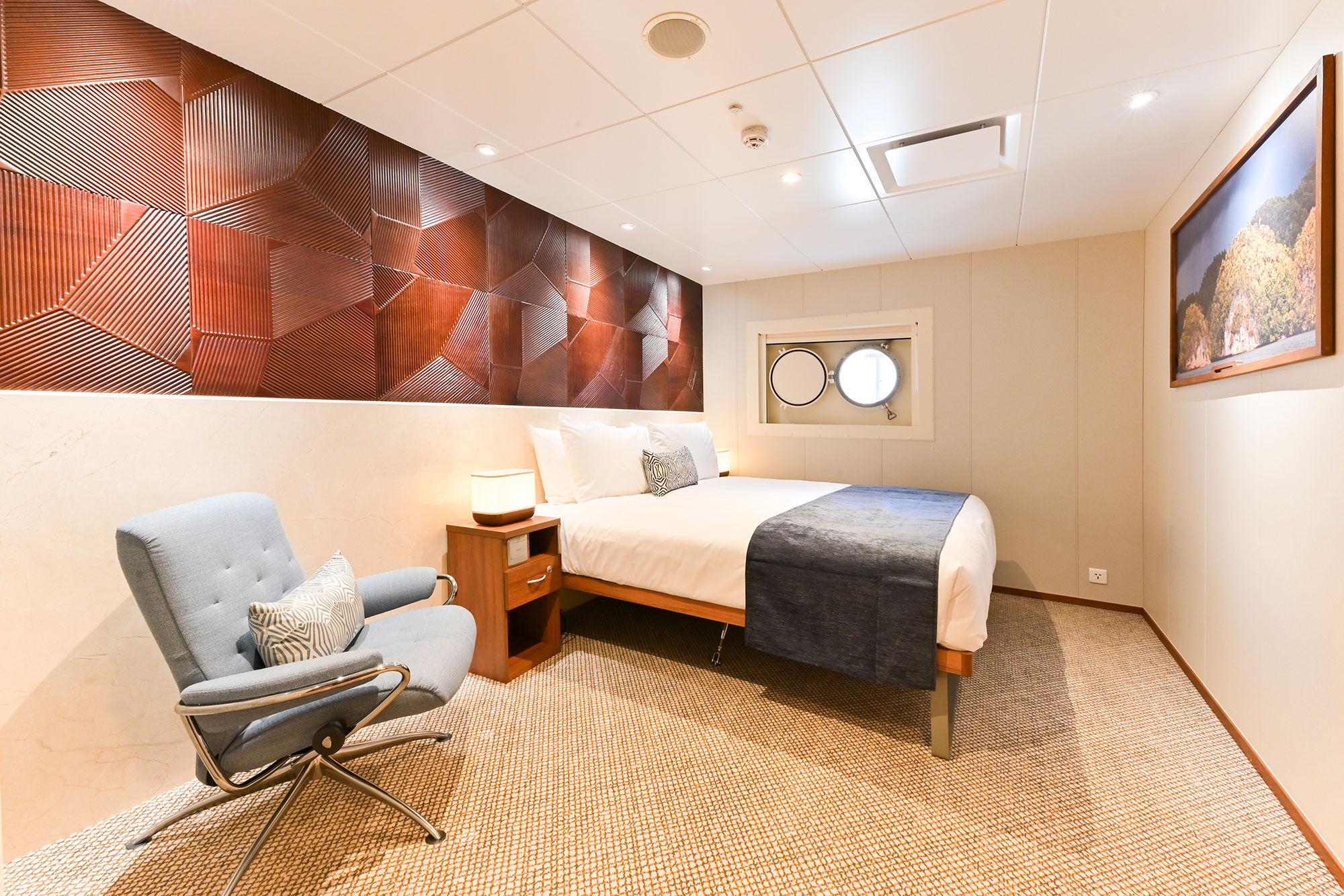 Stateroom - Coral Geographer