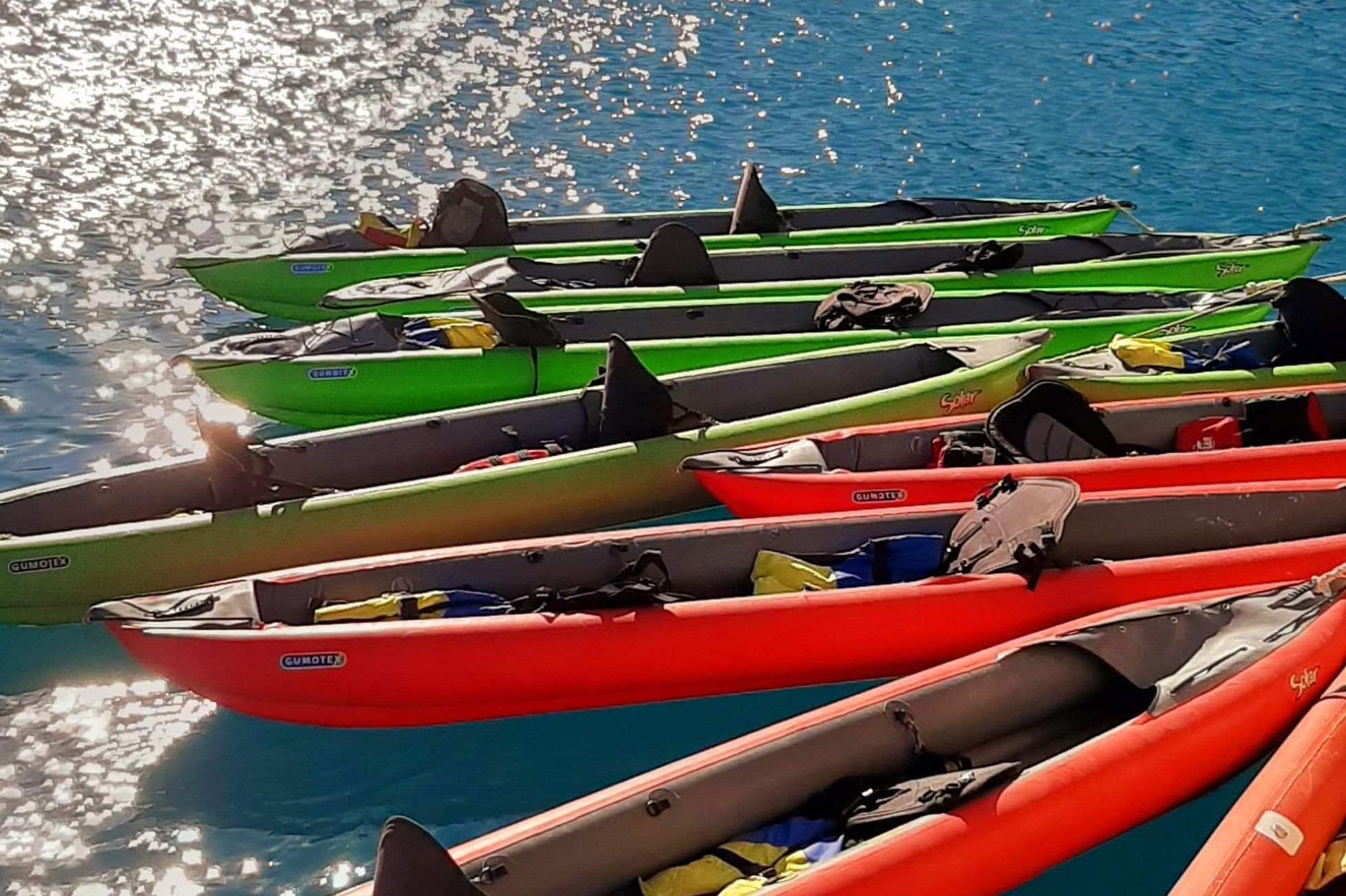 Kayaks an Board - Summertime