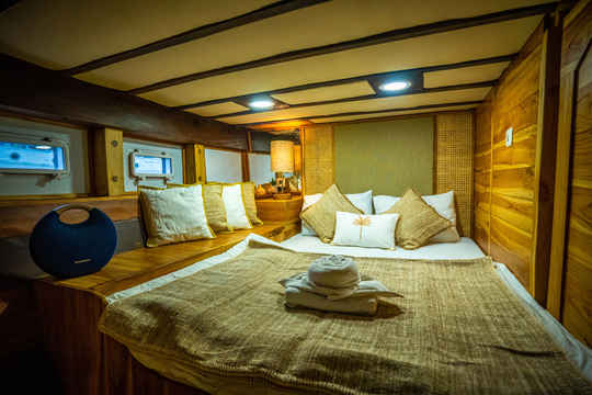 Private Cabins