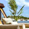 Outdoor Lounge - Navila