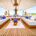 Outdoor Lounge - Navila