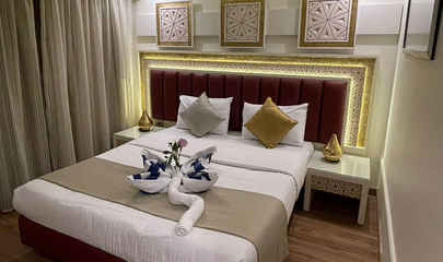 Deluxe Cabins