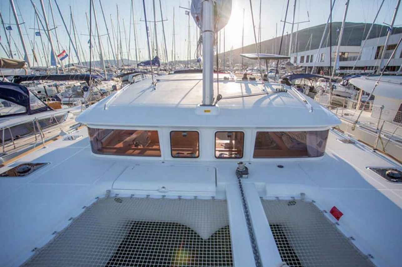 I2I Catamaran Fleet - Exterior