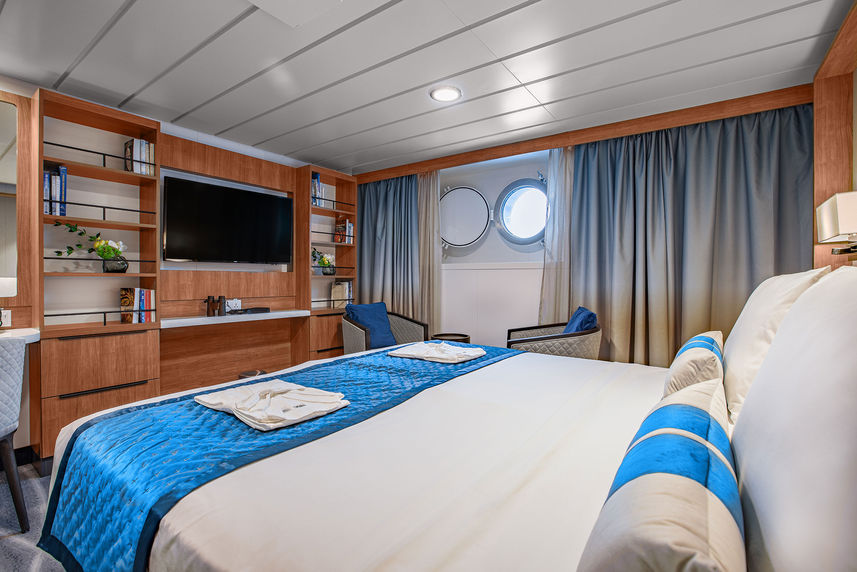 Category D Porthole Single Stateroom