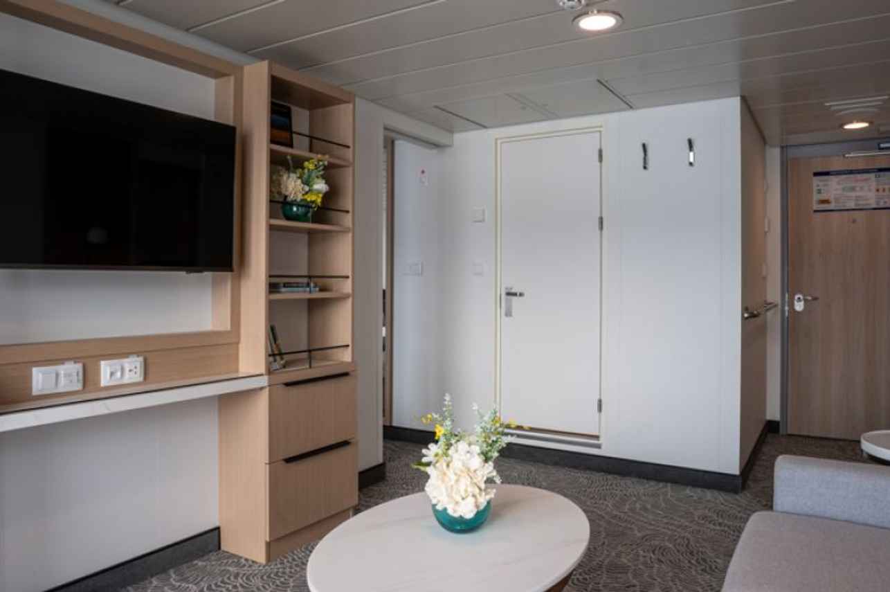 Premium Suite