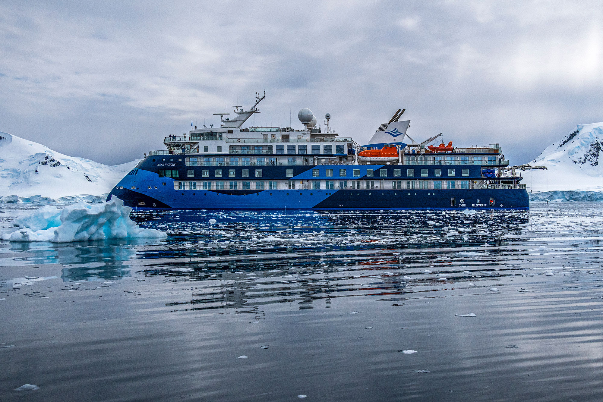 Ocean Albatros Antarctica Cruise Ship, Antarctica - LiveAboard.com