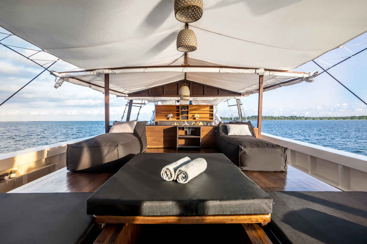 Lounge Aperta - Ikan Kayu