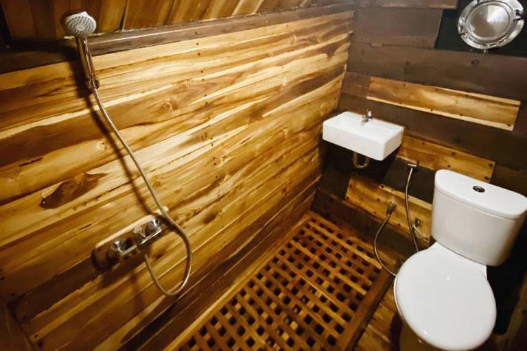 En-suite badkamers - Samboja