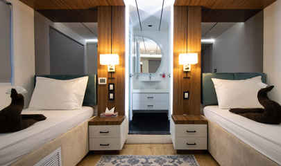 Deluxe Staterooms Twin