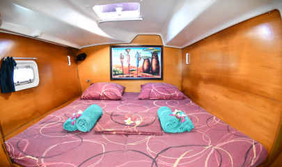 Double Cabin
