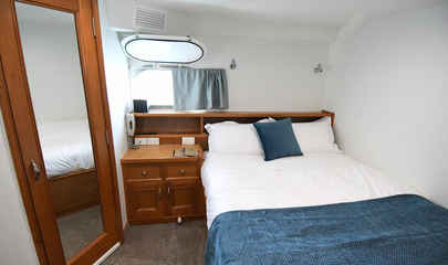 Salvin's Double Cabins
